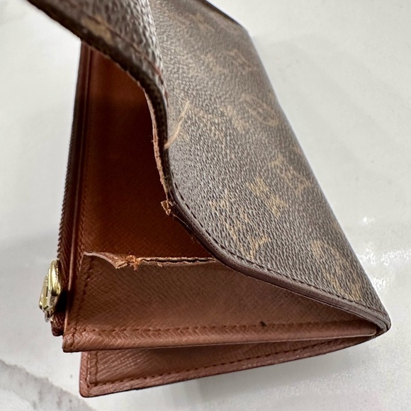 Authentic Louis Vuitton Sarah Monogram Long Wallet Brown - Picture 10 of 12